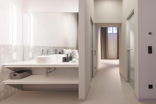 Foto The Old Shops - Boutique Design Studios near Karlsplatz 4