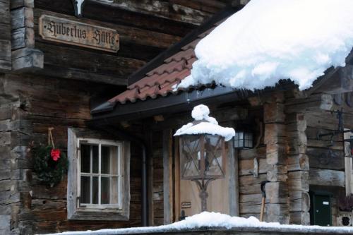 Hubertushütte tokom zime