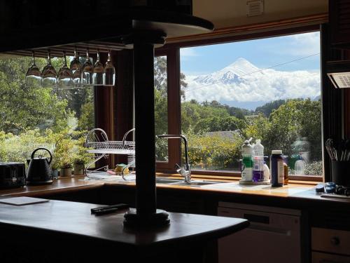 プエルト・バラスにあるBeautiful Plot Lake and Volcano Viewのギャラリーの写真