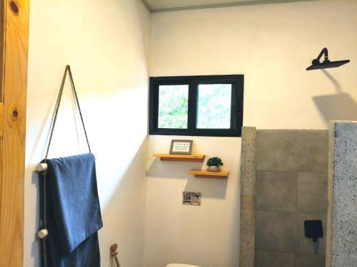 Un baño de Moon Home Sea #4