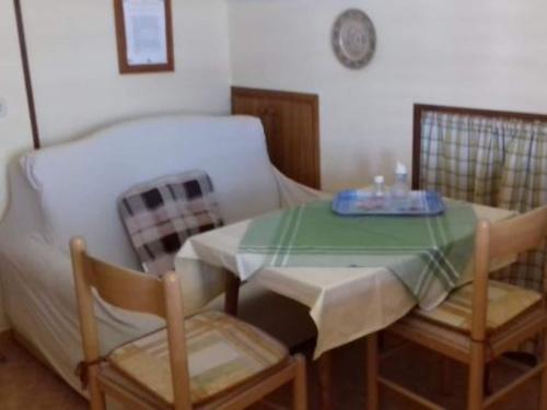 One Bedroom Apartment A4