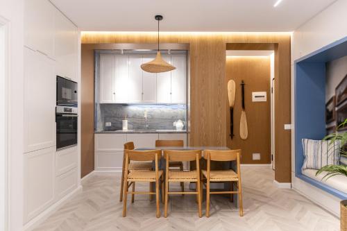 Fotografie z fotogalerie ubytování Swan Lake Luxury Apartment v destinaci Pogradec