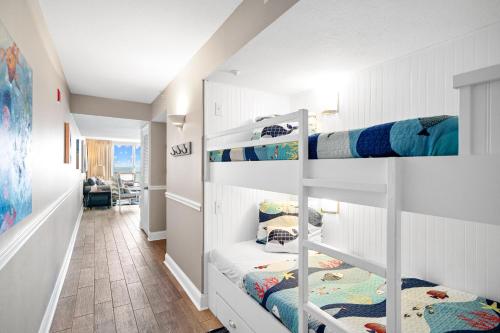 Pelican Beach Resort by Colasan photo 178