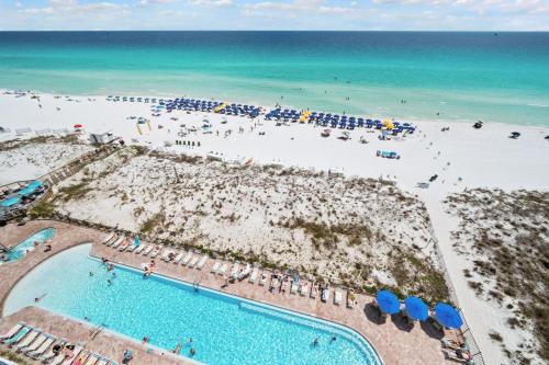 Pelican Beach Resort by Colasan photo 173