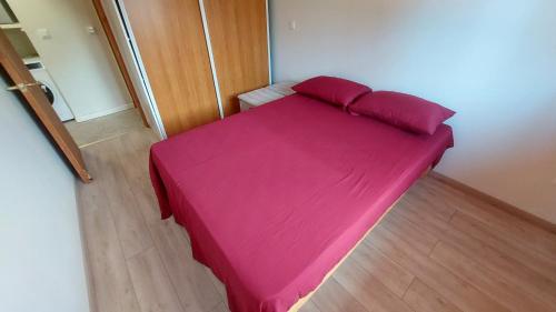 Postel nebo postele na pokoji v ubytování FERI Lodge 2