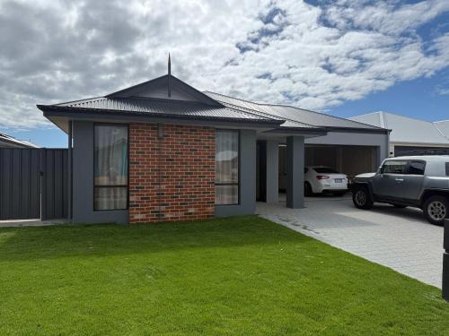 Milbridge Getaway with a bathroom in each room