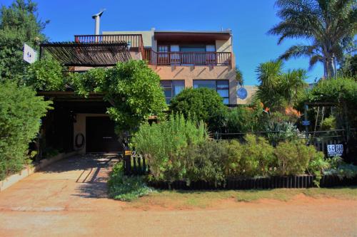 Gallery image of A1 Kynaston self catering or bed and breakfast solarpower in Jeffreys Bay