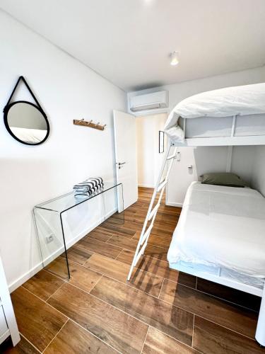 Cascais Parkview Apartment near the Sea - 4 beds