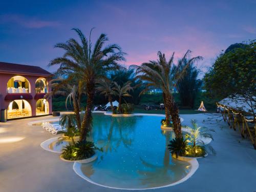 Swimmingpoolen hos eller tæt på Norton Manor Yangshuo