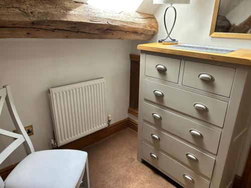 Fotografie z fotogalerie ubytování Beautiful 3 Bed Farmhouse Polar Bears Chatsworth v destinaci Whiston