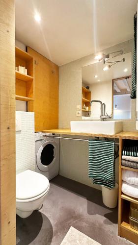Peaceful flat in Central Paris