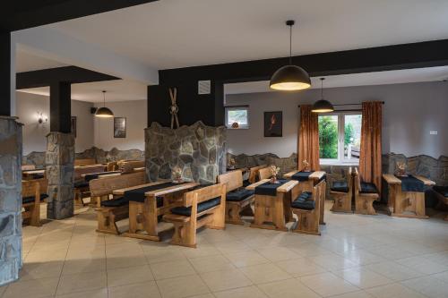 Ресторан / где поесть в Pensjonat Ognisty Wdżar - Velo czorsztyn - CzorsztynSki - Pieniny -Jezioro Czorsztyńskie -