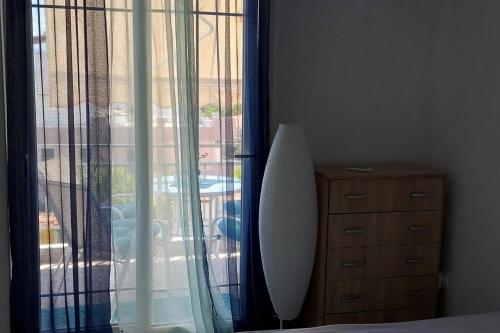 Apartment - Sleeps 2 - Parking - Balcony