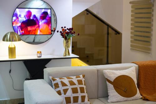 Χώρος καθιστικού στο Luxury 3 bedroom duplex with private cinema