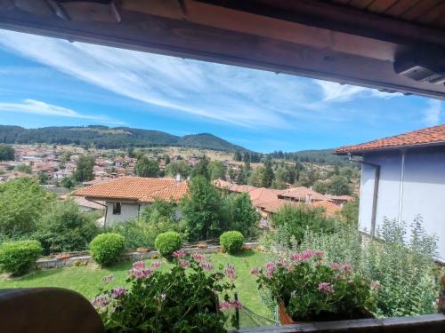 Afbeelding uit fotogalerij van Радкината къща in Koprivshtitsa