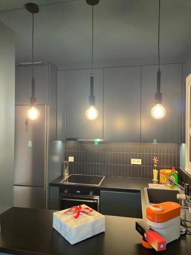 Cosy, Athens core fully renovated apartment