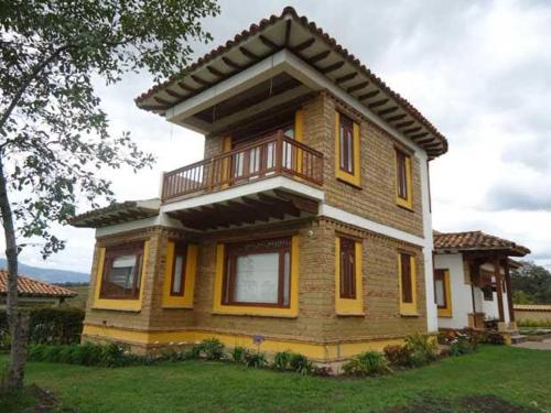 Το κτήριο όπου στεγάζεται  η παραθεριστική κατοικία