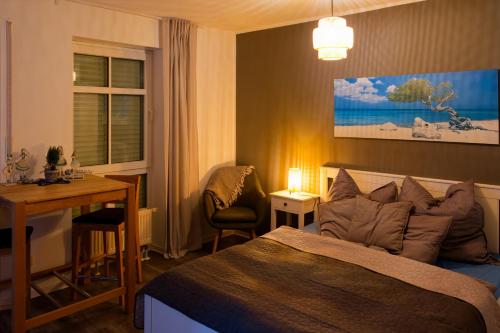 Ένα ή περισσότερα κρεβάτια σε δωμάτιο στο Gemütliches Apartment in Chemnitz Rabenstein