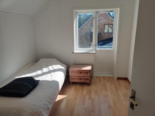 Postel nebo postele na pokoji v ubytování A whole house with 6 separate bedrooms