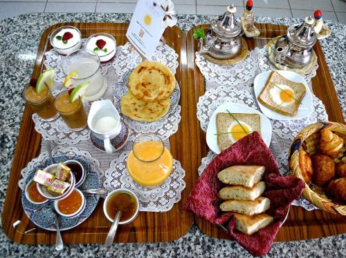 Φαγητό σε αυτός ο ξενώνας ή κάπου εκεί κοντά