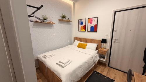 Aristotelous mini studio