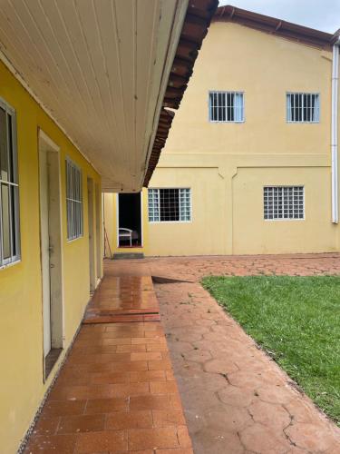 Het gebouw waarin de vakantieboerderij zich bevindt