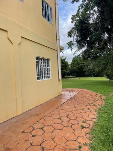 Het gebouw waarin de vakantieboerderij zich bevindt