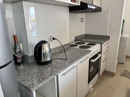 Een keuken of kitchenette bij Dpto Bambú