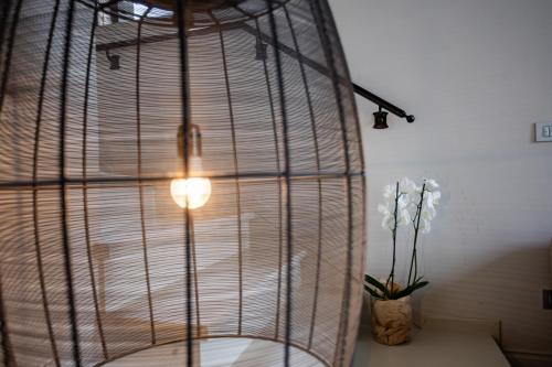 Ένα μπάνιο στο Madame Marconi XVII