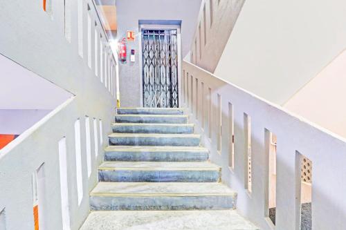 Φωτογραφία από το άλμπουμ του Collection O De Alphabet Hotel UMCC στο Χιντεραμπάντ