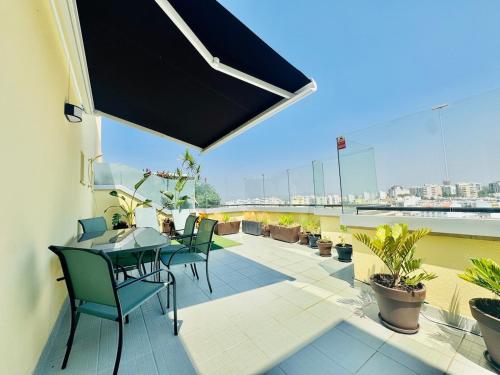 Doble Vista Faro, Terrace with View, AC & WiFi