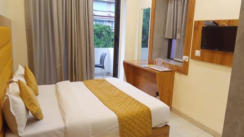 Μια τηλεόραση ή/και κέντρο ψυχαγωγίας στο New Hotel National