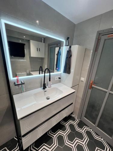 Habitación geniale cerca de Russafa