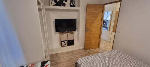 Μια τηλεόραση ή/και κέντρο ψυχαγωγίας στο T2 Moderne