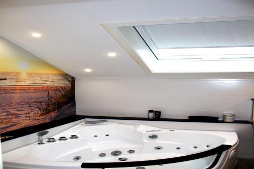 Koupelna v ubytování Moderne Ferienwohnung in Mastershausen - 140qm