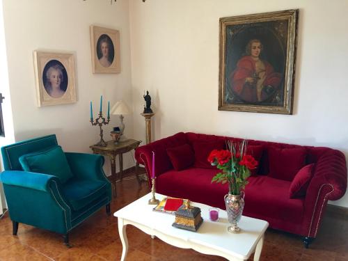 Medieval Cosy Getaway – Photos 2