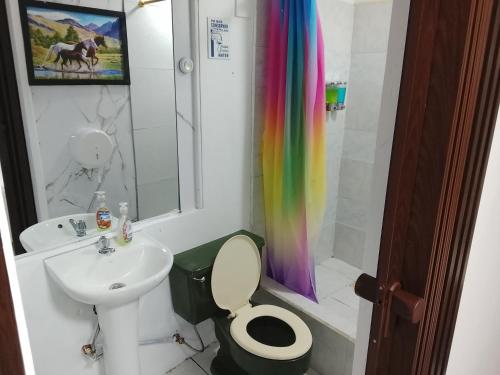 Ένα μπάνιο στο Aracari Inn Mindo