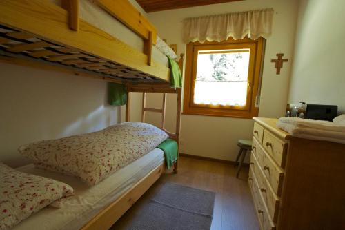 Двох'ярусне ліжко або двоярусні ліжка в номері Villa La Brisa