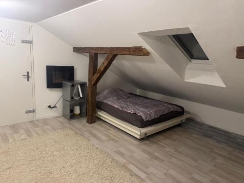 Postel nebo postele na pokoji v ubytování Zürich 3 Zimmer Wohnung mit Dachterrasse