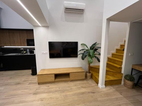 LOFT Accommodative A photo 17