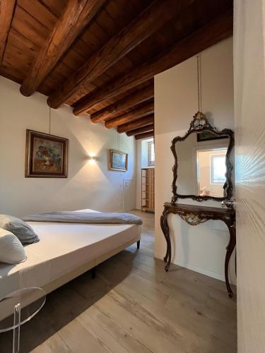 Ένα ή περισσότερα κρεβάτια σε δωμάτιο στο Your secret place