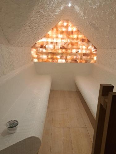 Ένα μπάνιο στο M&M apartman i Spa