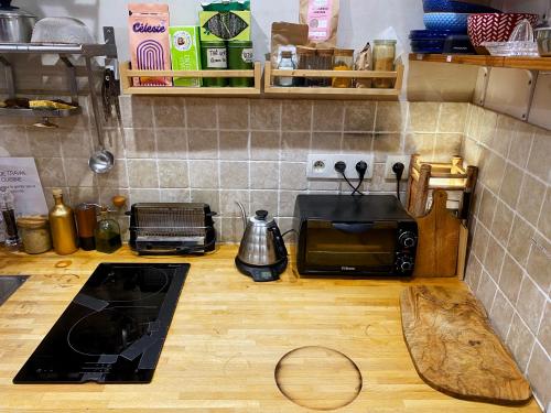 Chambre privée non verrouillée dans un appartement partagé - avec chien