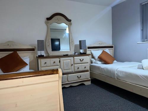 Voodi või voodid majutusasutuse 3 Bedroom Holiday Home - Sleeps 6 toas