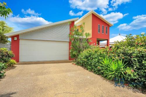 14 Grevillea Court