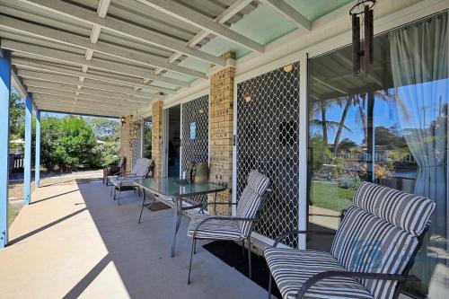 Φωτογραφία από το άλμπουμ του 1/19-21 Pepperina Court σε Woodgate