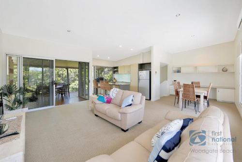 Η κουζίνα ή μικρή κουζίνα στο 1/1 Hussar Court