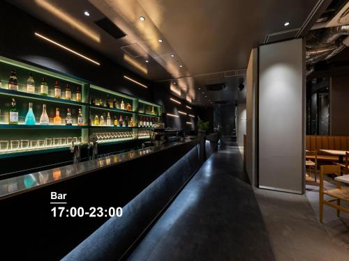 sequence SUIDOBASHI - Tokyo