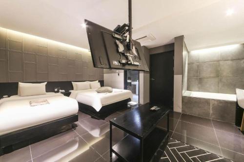 Ένα μπάνιο στο Hotel Yaja Sasang Terminal