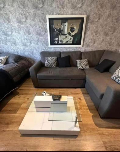 Posezení v ubytování LINDO ESTUDIO UBICADO EN EL CORAZÓN DE CHAPINERO ALTo